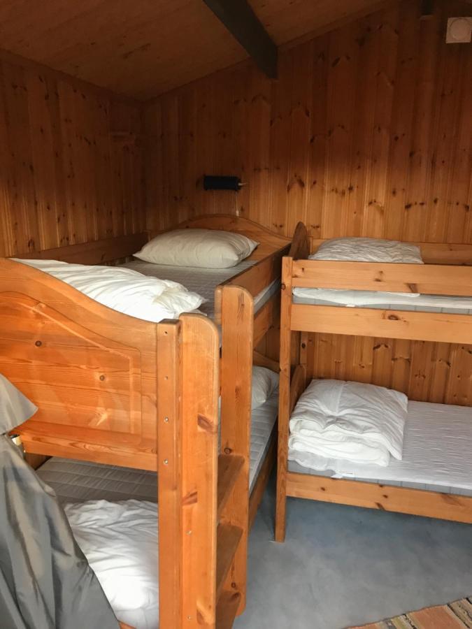 Bjoersjoeas Vildmark - Small Camping Cabin Close To Nature Olofstorp Экстерьер фото